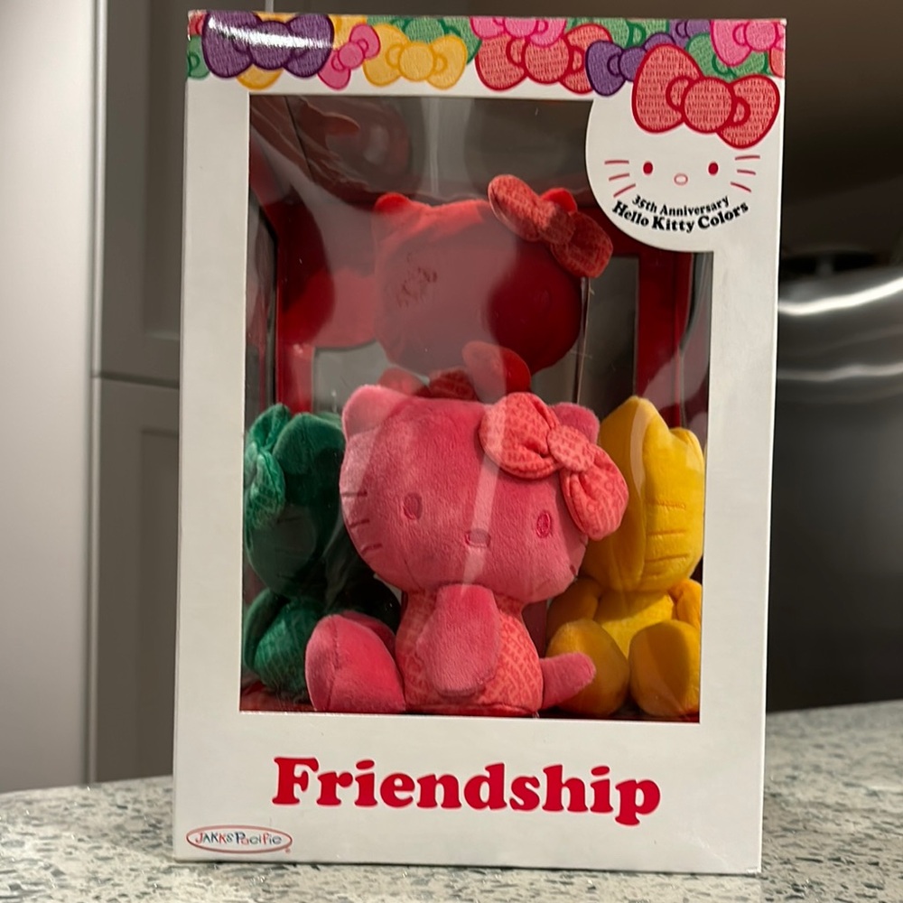 Hello Kitty Stuffed Animals Plush Toys
Never opened. Smoke and pet free home.
